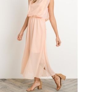 Gilli Peach Midi Dress